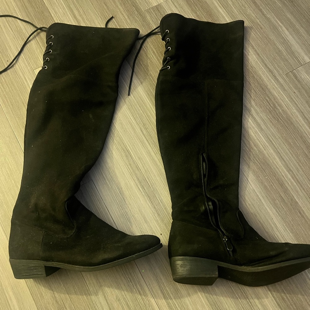 Amazing long knee high boot
